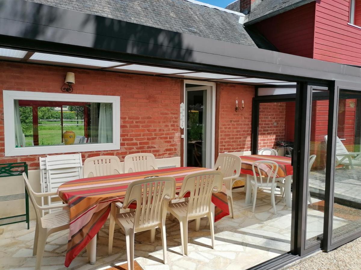 Maison De Campagne Lumineuse Spacieuse Dans Impasse Au Calme A Proximite D'Un Chateau Deux Verandas Grand Jardin Cabane Pour Velos, Pres Port En Bessin Et Bayeux, Proche Plages Du Debarquement Commes 외부 사진