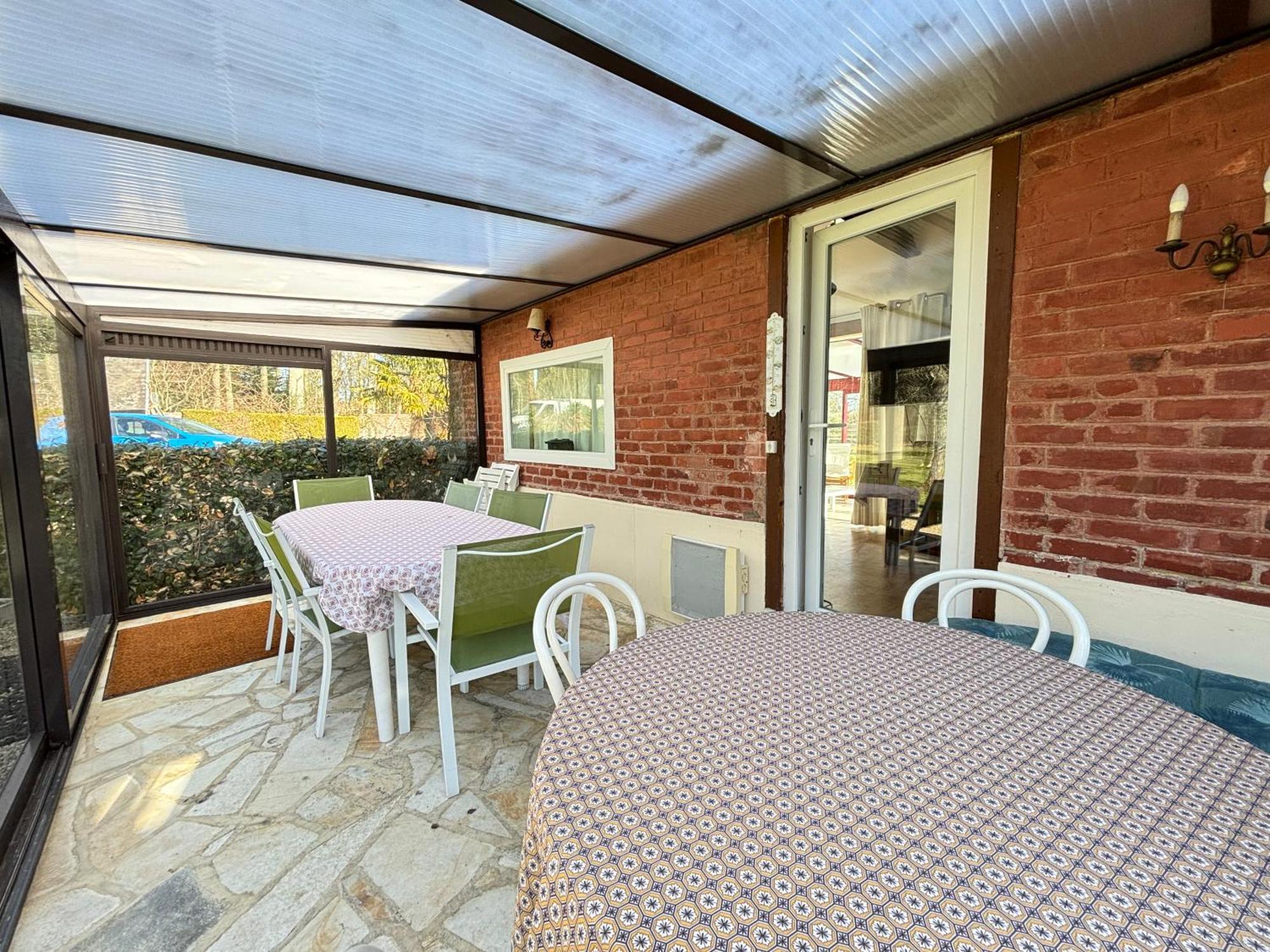 Maison De Campagne Lumineuse Spacieuse Dans Impasse Au Calme A Proximite D'Un Chateau Deux Verandas Grand Jardin Cabane Pour Velos, Pres Port En Bessin Et Bayeux, Proche Plages Du Debarquement Commes 외부 사진