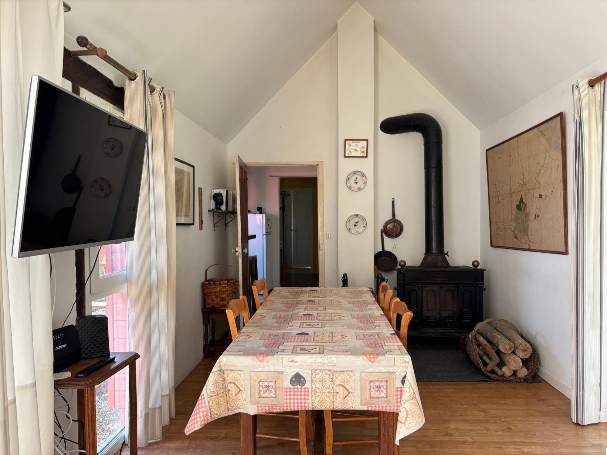 Maison De Campagne Lumineuse Spacieuse Dans Impasse Au Calme A Proximite D'Un Chateau Deux Verandas Grand Jardin Cabane Pour Velos, Pres Port En Bessin Et Bayeux, Proche Plages Du Debarquement Commes 외부 사진
